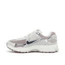 Nike Zoom Vomero 5 Plata metalizado y violeta platino