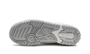 New Balance 650 Blanco Triple