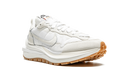 Nike Vaporwaffle Sacai Sail Gum