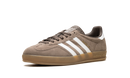 Adidas Gazelle Indoor Earth Strata Blanco Oro Metalizado