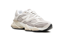 New Balance 9060 color avena