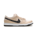 Nike SB Dunk Low Blanco y Negro 'Jiu-Jitsu'