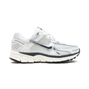 Nike Zoom Vomero 5 Photon Dust Plata metalizado