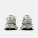 New Balance 9060 Gris pizarra Raincloud