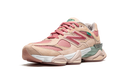 New Balance 9060 Penny Cookie Rosa