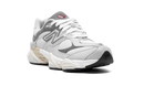 New Balance 9060 Gris Nube de Lluvia