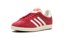 Adidas Gazelle Team: rojo victoria, blanco roto y blanco crema