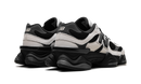 New Balance 9060 Blanco roto y negro