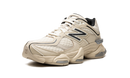 New Balance 9060 Gris paloma, negro y plateado metalizado