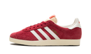 Adidas Gazelle Team: rojo victoria, blanco roto y blanco crema