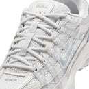 Nike P-6000 SE Blanco Cumbre Gris Vasto (M)