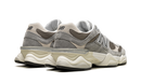 New Balance 9060 Gris pizarra y Arid Stone