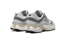 New Balance 9060 Gris Nube de Lluvia