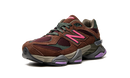 New Balance 9060 Burdeos y rosa